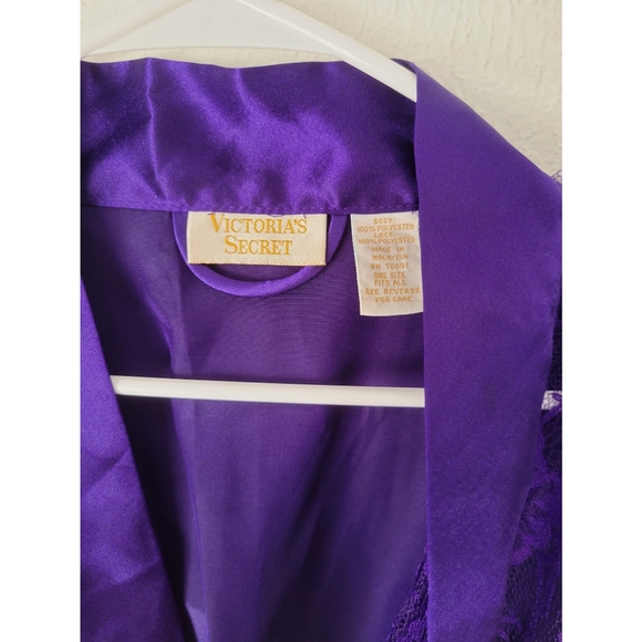 Vintage Victoria Secret Gold Label Lace Robe - Picture 5 of 5